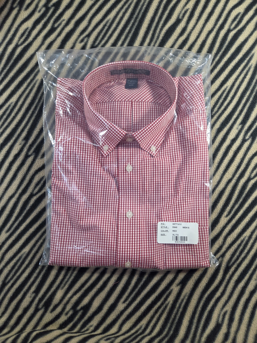 Devon & Jones Men's Red Gingham Button-Down Dress Shirt XL/TG